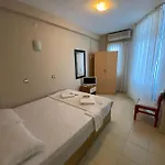 Nese Casa de hóspedes 2*