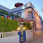 Nese Otel Кешме