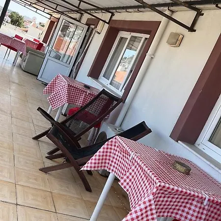 Nese Casa de hóspedes 2*