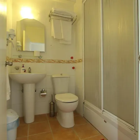 Pensión Nese Otel Çeşme