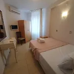Nese Otel 3* Çeşme